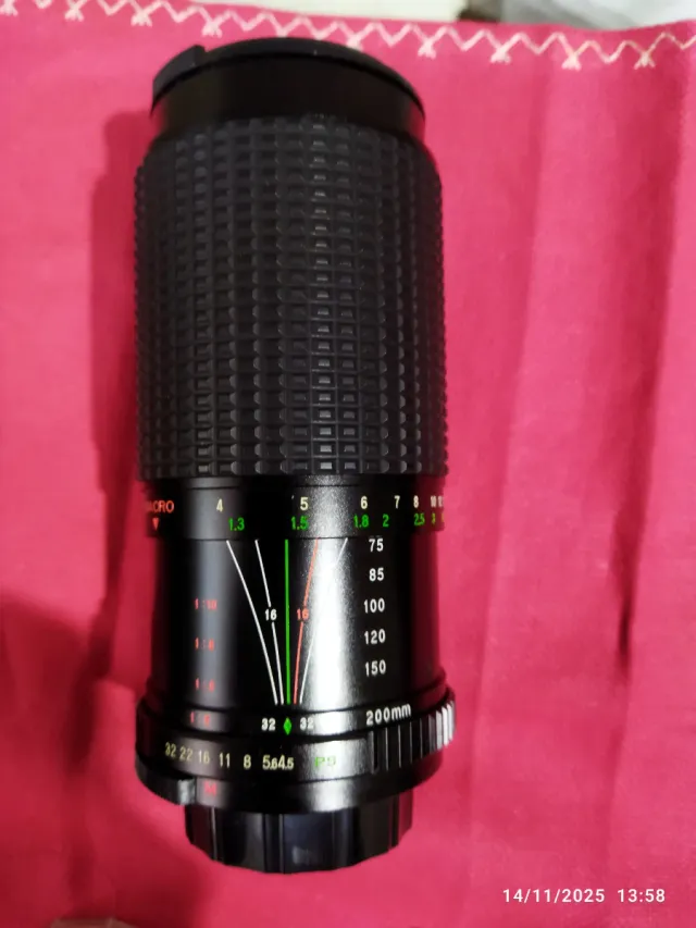 Cámara Praktica MTL5 analógica + objetivos