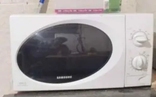 Microondas Samsung Potente Blanco en mu buenestado