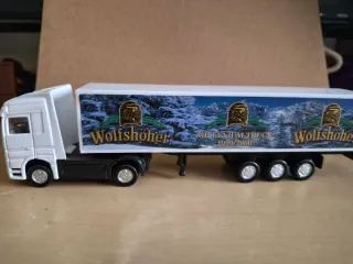Camión y Remolque 1:87