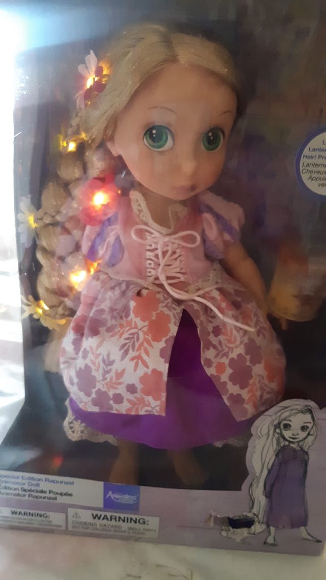 Rapunzel Edición Limitada Disney Animator Doll