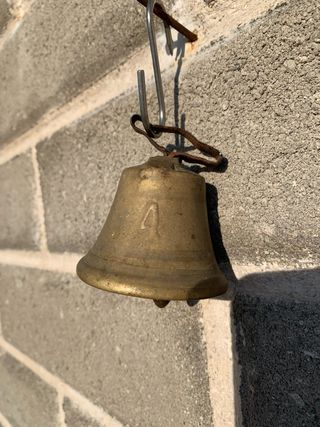 Campana antica bronzo numerata