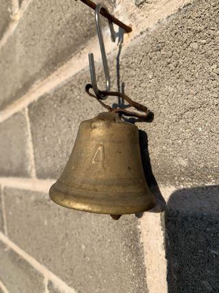 Campana antica bronzo numerata