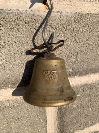 Campana antica bronzo numerata