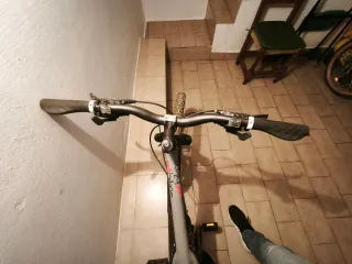 Sillín Bici GT Bikes con calavera