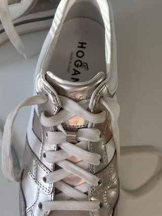 Zapatillas Hogan Plata y Blanco