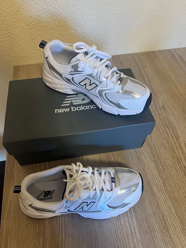 New Balance 530 Blancas/Gris Nuevas