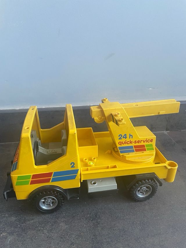 Playmobil lote Camión Ambulancia Coche Grúa
