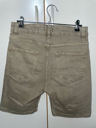 Pull&Bear Pantalón Corto Verde Oliva talla 36