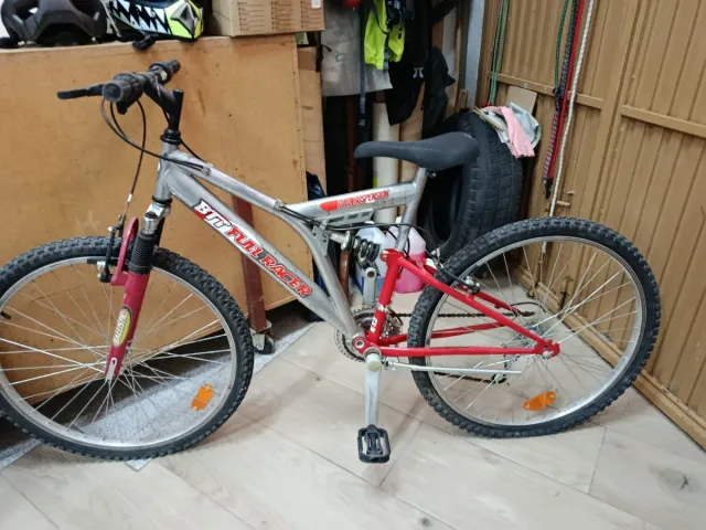 Bicicleta Full Racer Roja y Plata