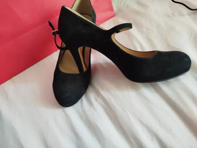 Zapatos de ante negro Latouche