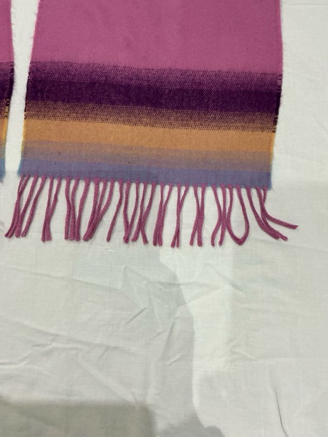 Bufanda degradada rosa y morado