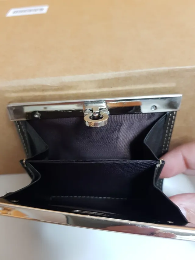 Monedero portamonedas negro