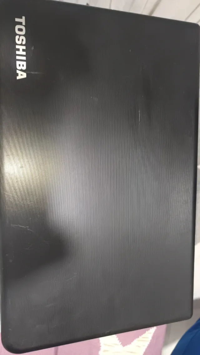 Portátil Toshiba Negro