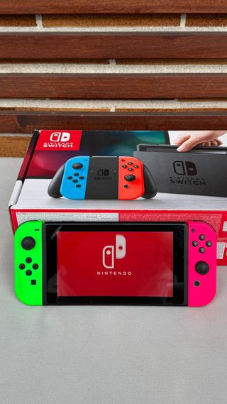 Nintendo Switch + 5 Giochi + Accessori