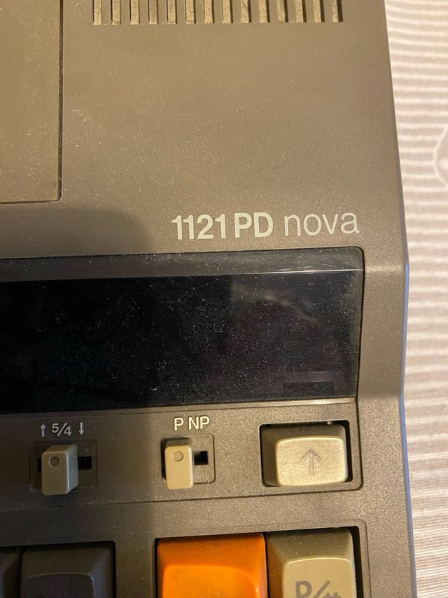 Calcolatrice Elettrica Triumph 1121 PD Nova