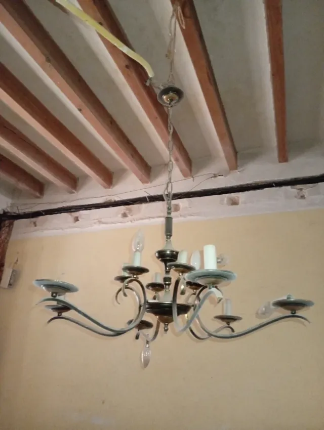 Lámpara antigua para restaurar