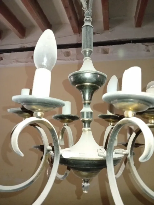 Lámpara antigua para restaurar