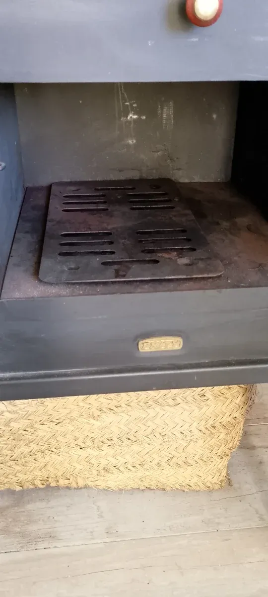 Estufa de leña con horno