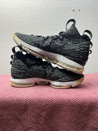 Nike LeBron 15 Talla 49.5 EU / 15 US