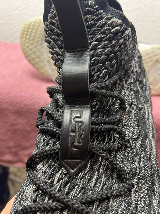 Nike LeBron 15 Talla 49.5 EU / 15 US
