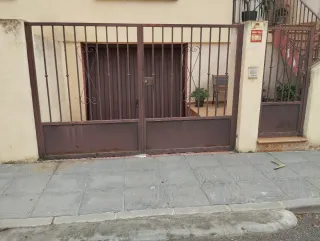 Cancela hierro coche y cancela peatonal