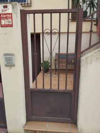 Cancela hierro coche y cancela peatonal