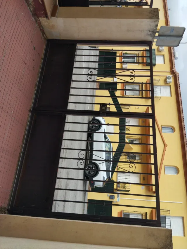 Cancela hierro coche y cancela peatonal