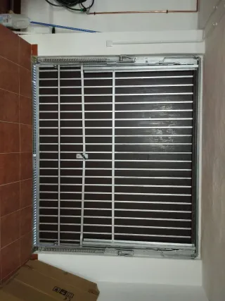 Cancela hierro coche y cancela peatonal