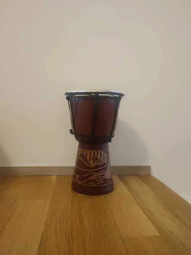 Tamburo Djembe Africano Legno Intagliato