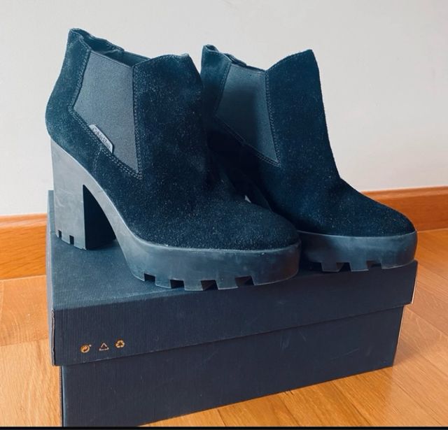 Botines Calvin Klein Piel Negra