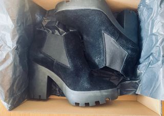 Botines Calvin Klein Piel Negra