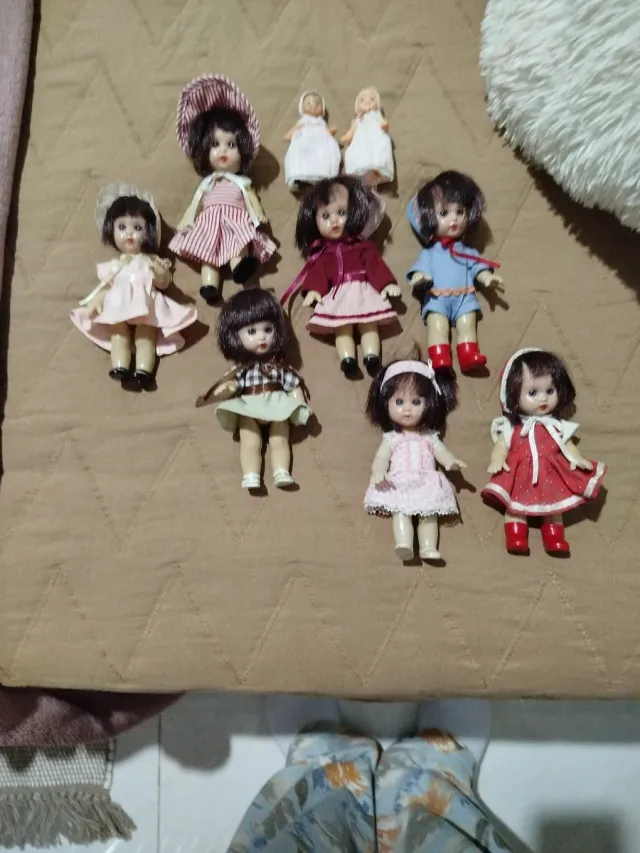 Lote de 10 muñecas vintage