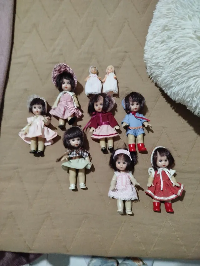 Lote de 10 muñecas vintage