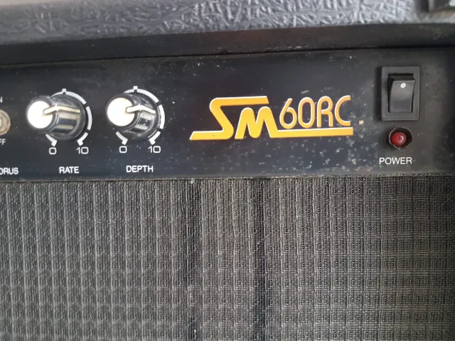 Amplificador Samick SM60RC 60W Transistores