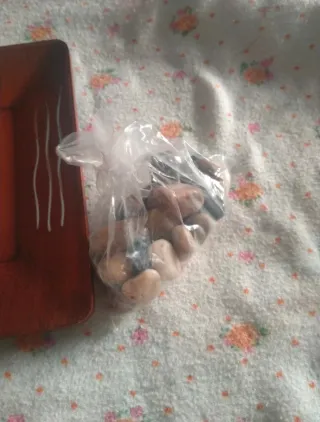 Portacandele in legno e pietra