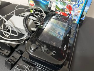 Nintendo Wii U Mario Kart 8 Premium Pack