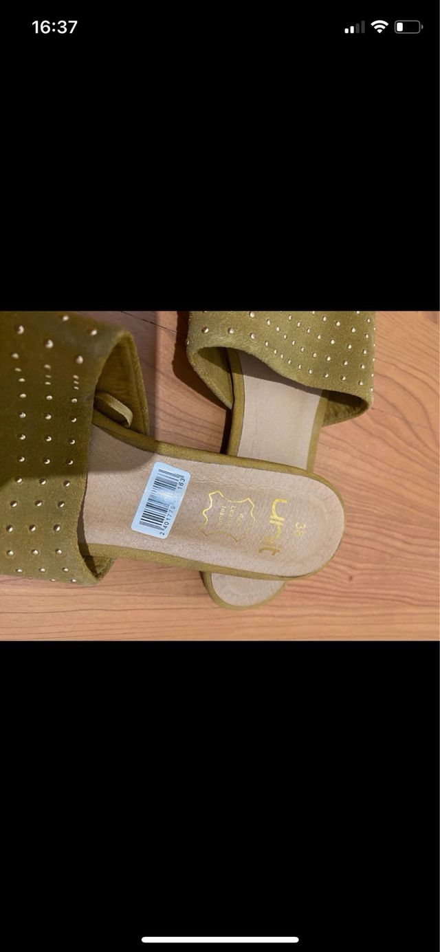 Mules Hipercor verde tachuelas