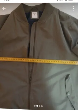 Cazadora bomber verde militar talla L