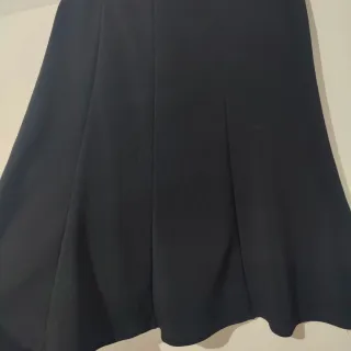 Vestido corto negro