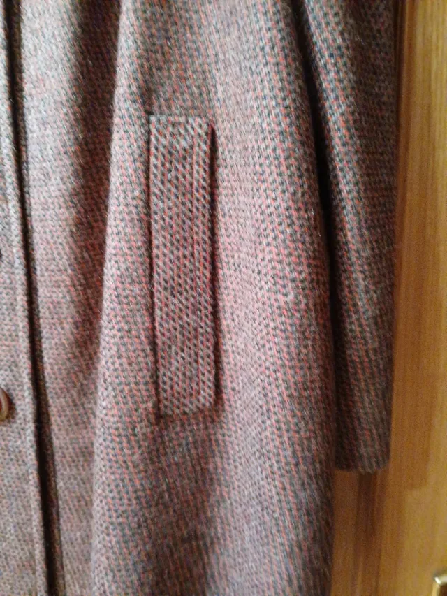 Traje chaqueta tweed burdeos forro rojo