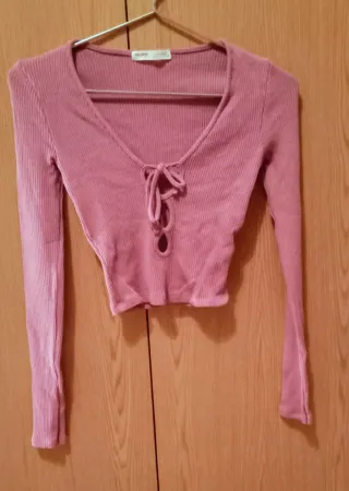 Camiseta Pull&Bear manga larga lazo