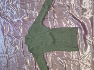 Camiseta gris de manga larga