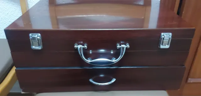 Maletín cubertero madera y metal