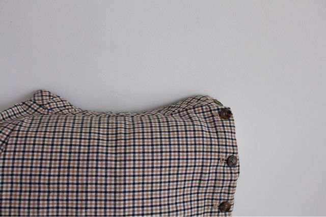 Falda H&M cuadros botones beige y marrón