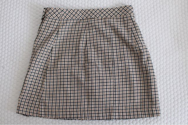 Falda H&M cuadros botones beige y marrón