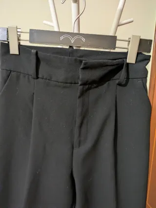 Pantalón negro Zara Talla S