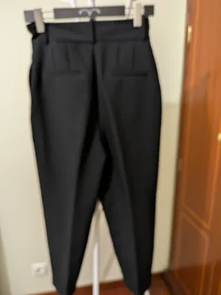 Pantalón negro Zara Talla S
