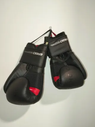Guantes Boxeo 12oz Outshock ADV