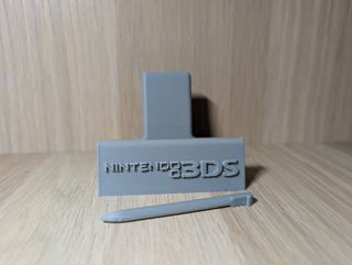 Soporte Expositor 3D + Stylus Nintendo 3DS