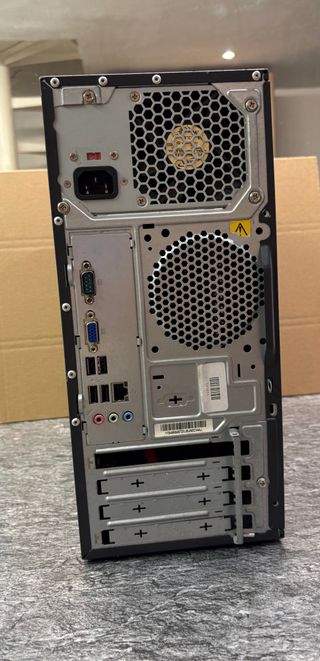 PC Lenovo ThinkCentre 4GB RAM 250GB HDD
